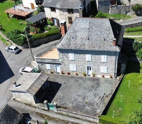   ? Maison en pierres de caract�re de 175 m� ? Fort potentiel Maison - 6 pi�ce(s) - 175 m�