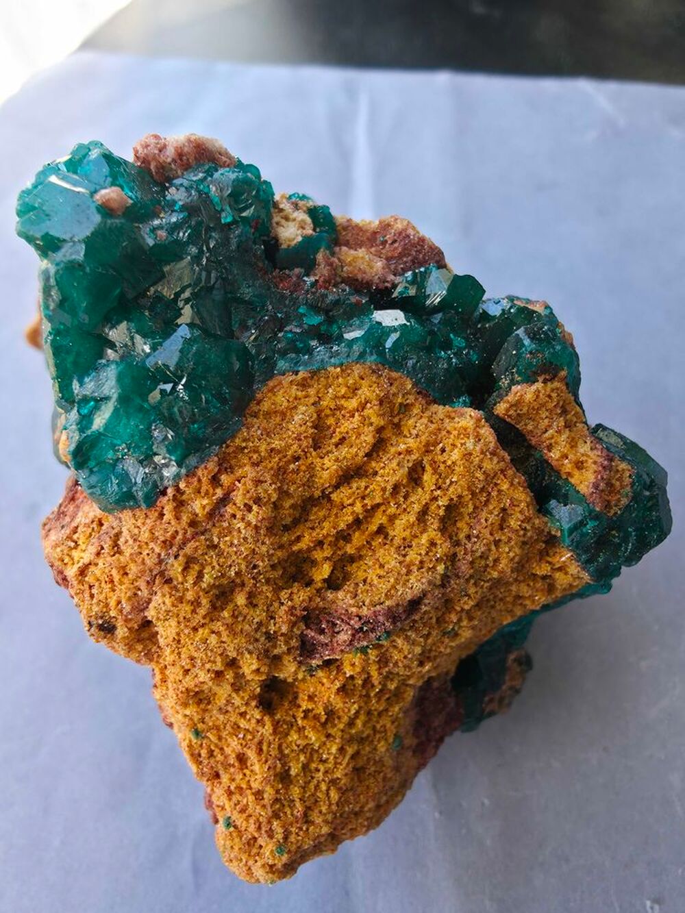 Min&eacute;ral de Collection Dioptase Brute sur Gangue-Katanga RDC 
