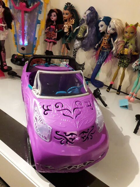 Vends voiture Scaries 10 Grosbreuil (85)