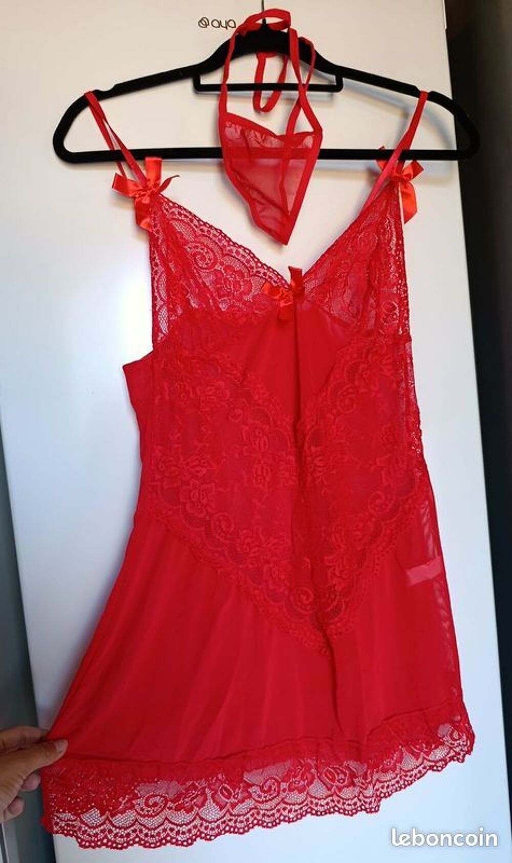 ensemble Nuisette et string Transparent
Vêtements