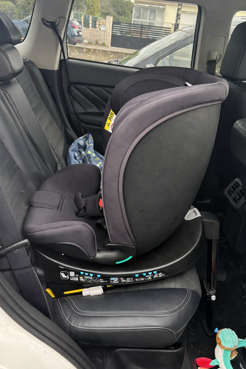 Si�ge auto B�b� Confort RevolveFix Plus 360 i-Size 140 La Tranche-sur-Mer (85)