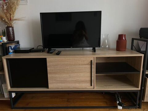 Meuble TV bois - 150 cm - bon état - 75 €
75 Nantes (44)