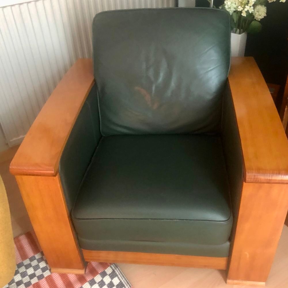 Fauteuil Bois merisier et cuir pleine fleur vert Meubles