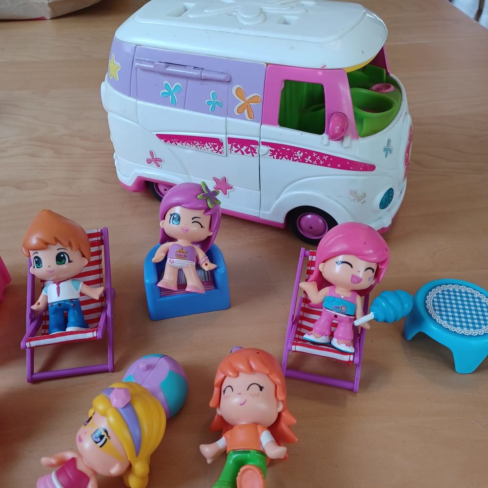 lot de figurine PinyPon + van Jeux / jouets
