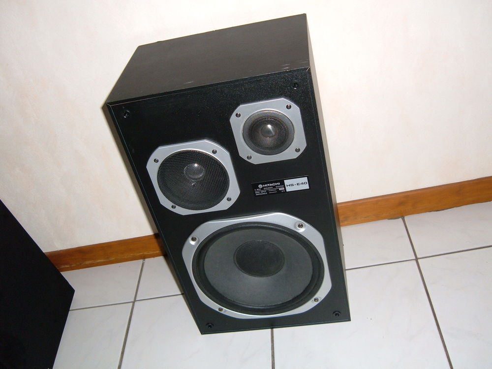 AMPLIS vintage ,JVC , Grundig enceintes HITACHI (1970) Audio et hifi