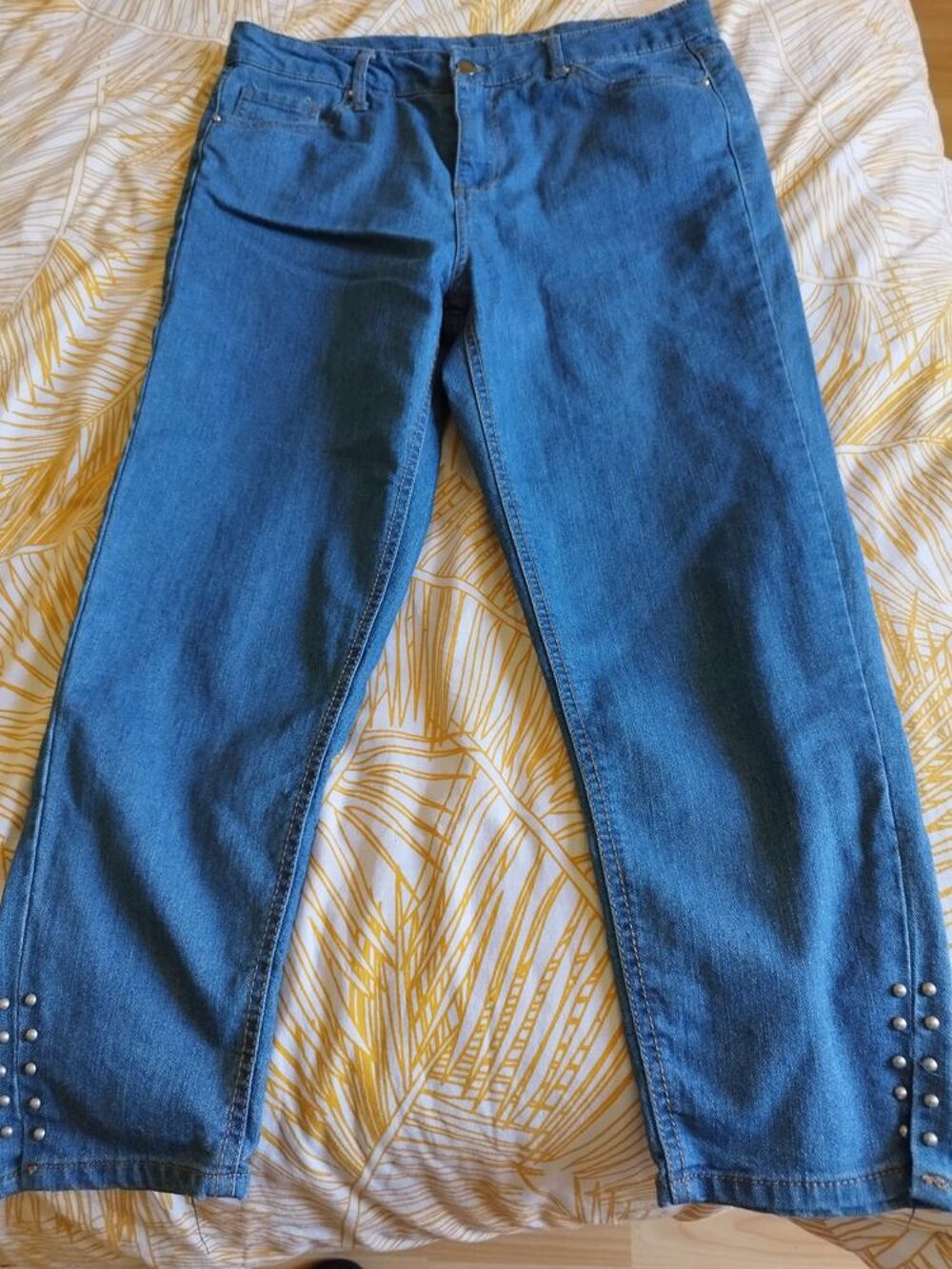 jean taille 42 et une robe &eacute;t&eacute; taille 41 Vêtements