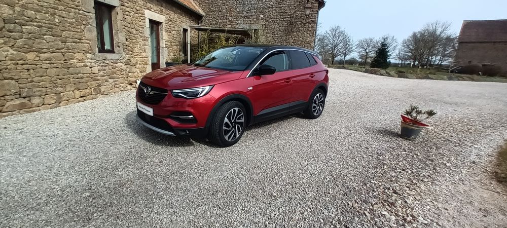 Grandland x Grandland X 1.2 Turbo 130 ch BVA6 Ultimate 2018 occasion 53370 Saint-Pierre-des-Nids