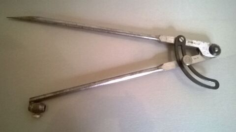 COMPAS PORTE-CRAYON (SAM) 10 Mantes-la-Jolie (78)