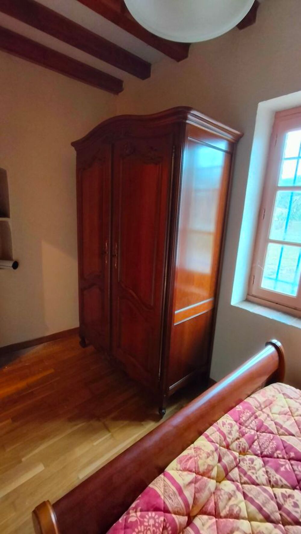 Meubles anciens en bois pour chambre Meubles