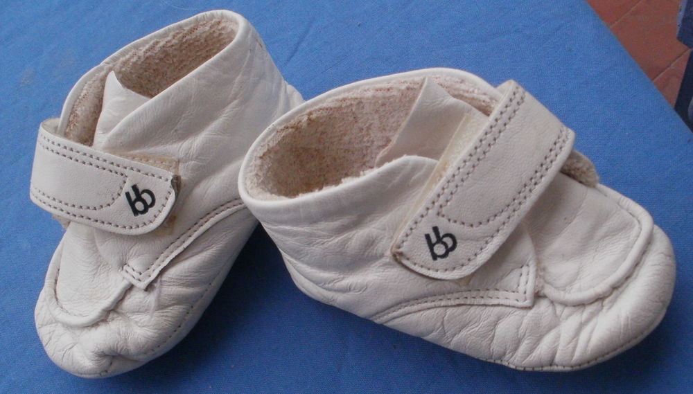 Chaussures ou Chaussons b&eacute;b&eacute; vintage - Taille 1 (BabyBotte) Chaussures enfants
