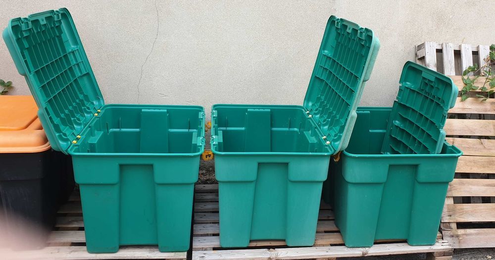 Lot 3 COFFRES de rangement ALLIBERT 185L/malle Jardin