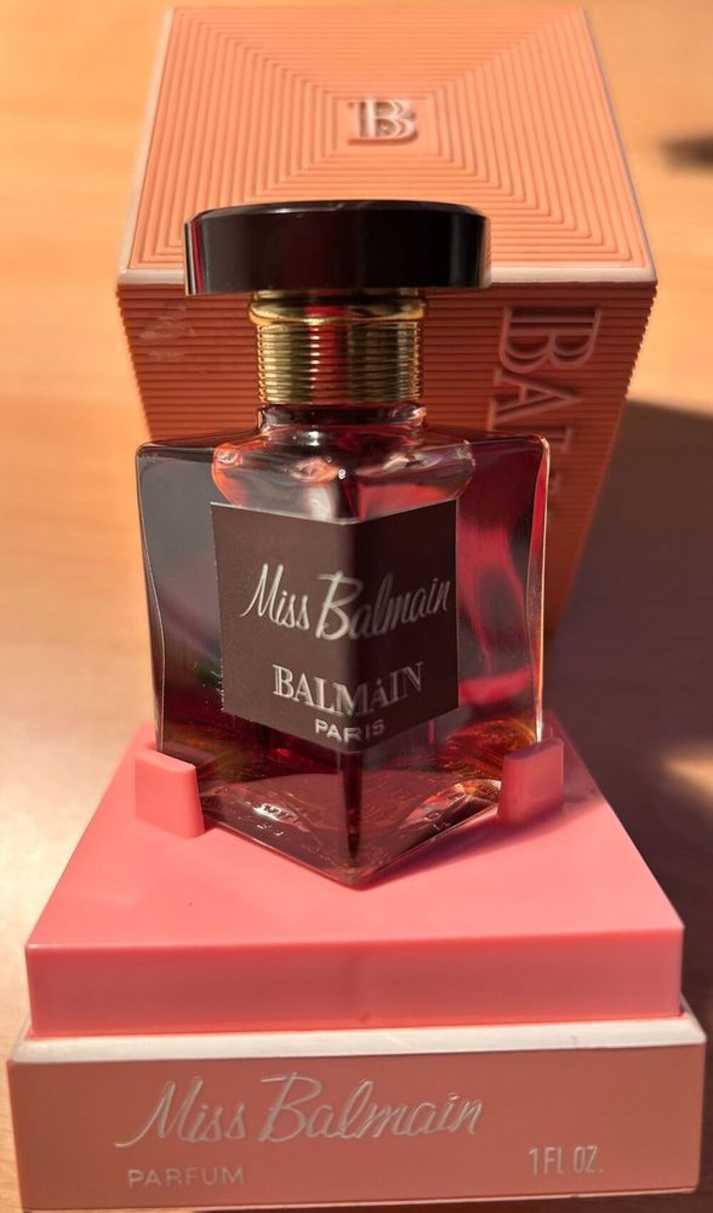 Parfum Miss Balmain Bijoux et montres