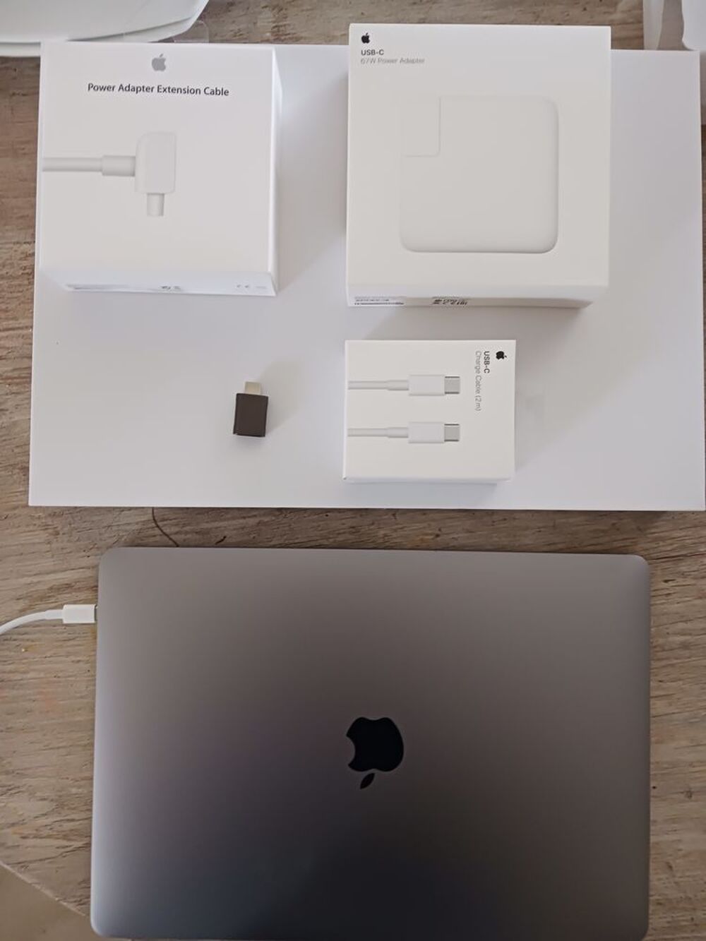 Macbook pro reconditionn&eacute; neuf jamais servie Matériel informatique