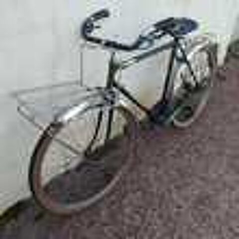 ancien v&eacute;lo LAPIERRE porteur facteur poste &agrave; restaurer Vlos