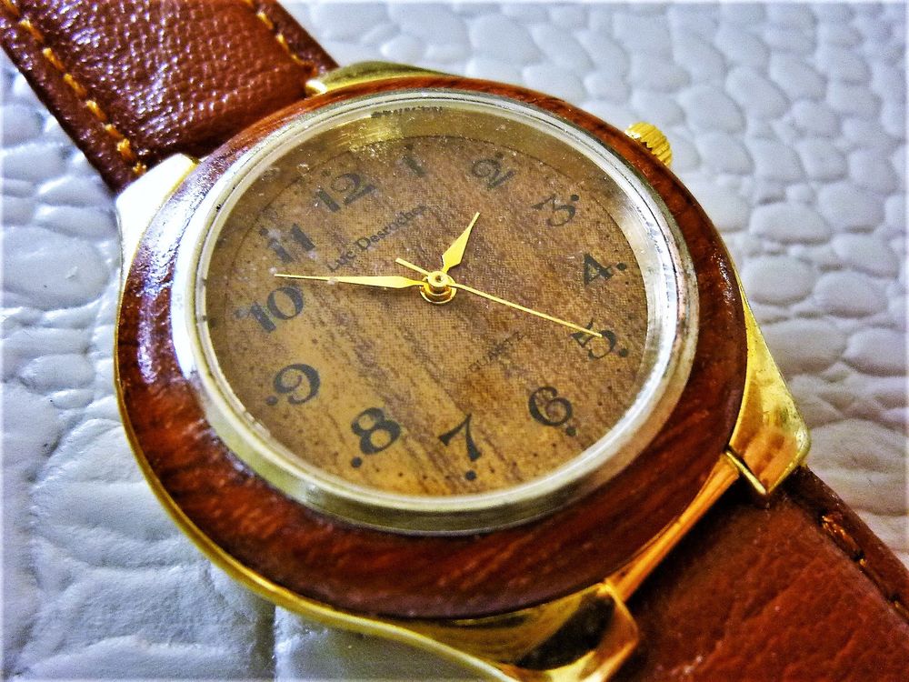 LUC DESROCHES WOODY unisexe montre analogique LDR1011 Bijoux et montres