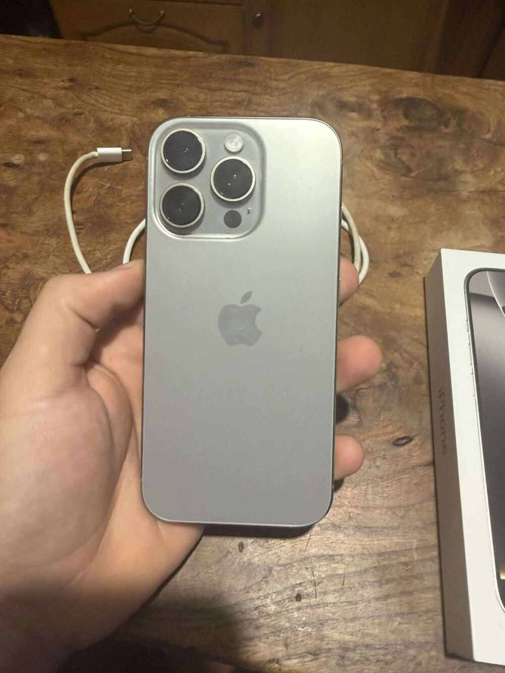 iPhone 16 pro 128go Téléphones et tablettes