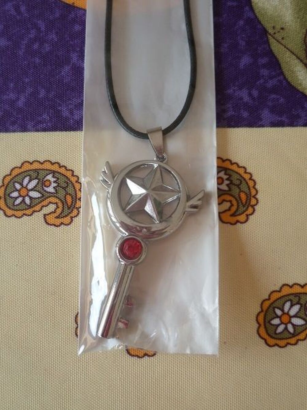 Collier Sakura japon manga anime sailor moon lolit Bijoux et montres