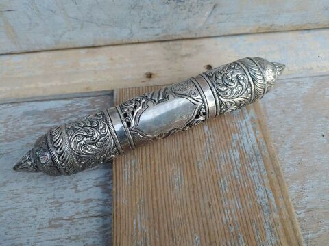 Étui Rouleau Meguilat Esther Argent Moyen-Orient Judaica 300 Loches (37)