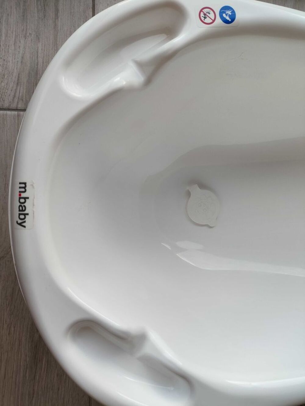 baignoire b&eacute;b&eacute;+ pied girafe Pu�riculture