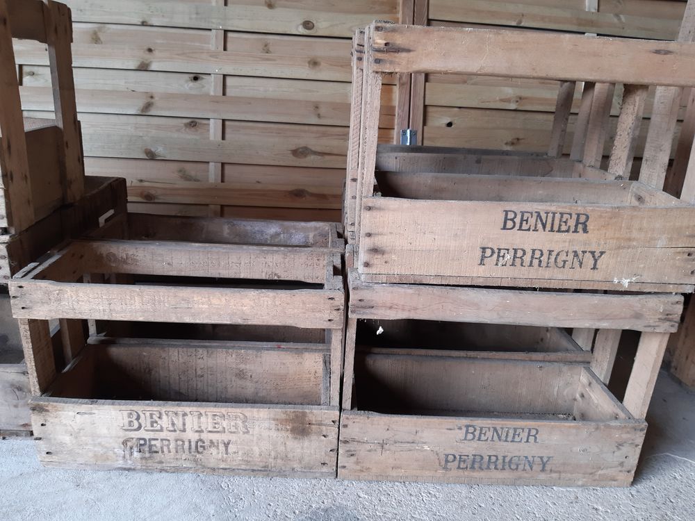 Caisses en Bois Anciennes. Décoration