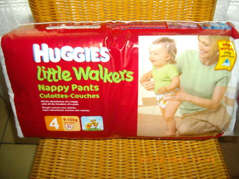 Un paquet de couches-culottes pour bébé 9/15 Kg (entiier) 13 Perros-Guirec (22)