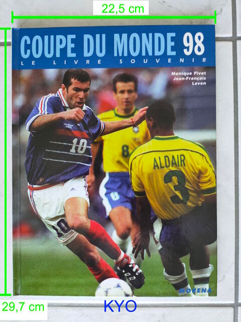 Coupe du monde 98 Le livre souvenir Zinédine Zidane football Foncine-le-Haut (39)