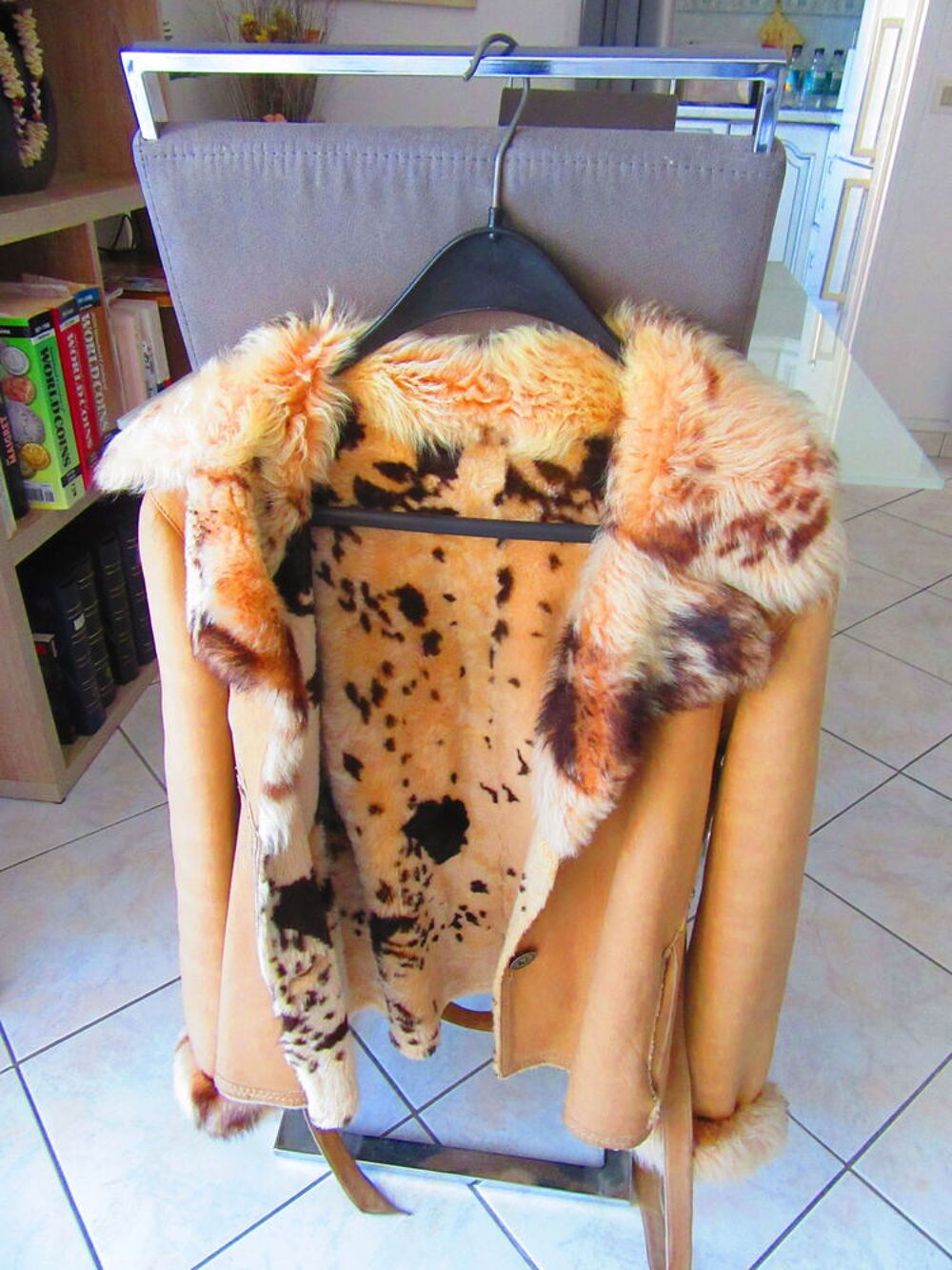 VESTE CUIR AGNEAU DOUBLEE FOURRURE DE VACHE Vêtements
