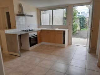  Maison � louer 3 pi�ces 76 m� B�gles