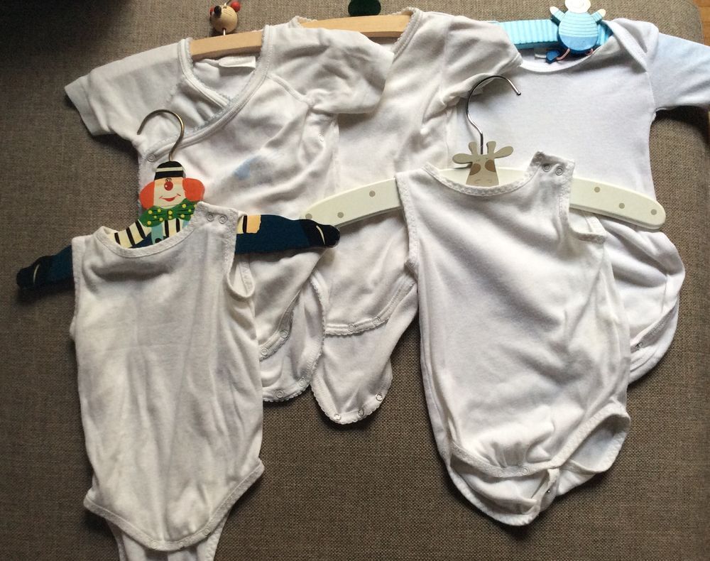 Body / Bodies b&eacute;b&eacute; 3 mois fille ou gar&ccedil;on (&agrave; l'unit&eacute; ou lot) Vêtements enfants