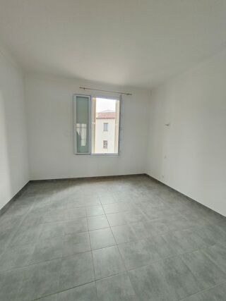  Appartement  vendre 4 pices 86 m