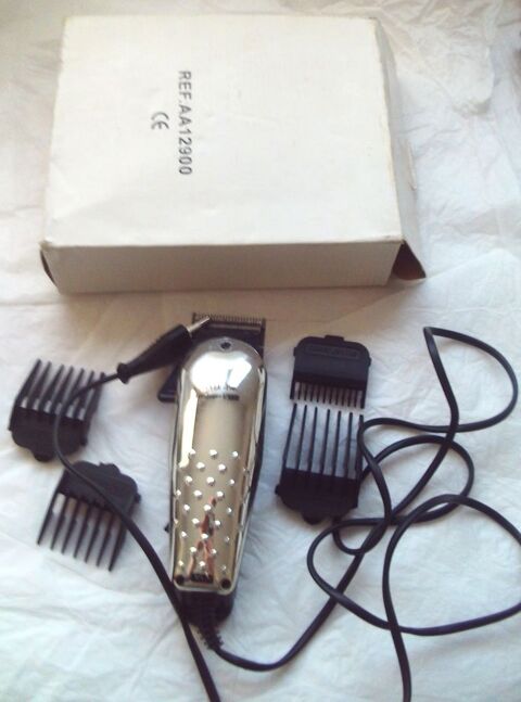 Tondeuse lectrique (cheveux, barbe) Modle Silver Pro V3000 10 Villeurbanne (69)