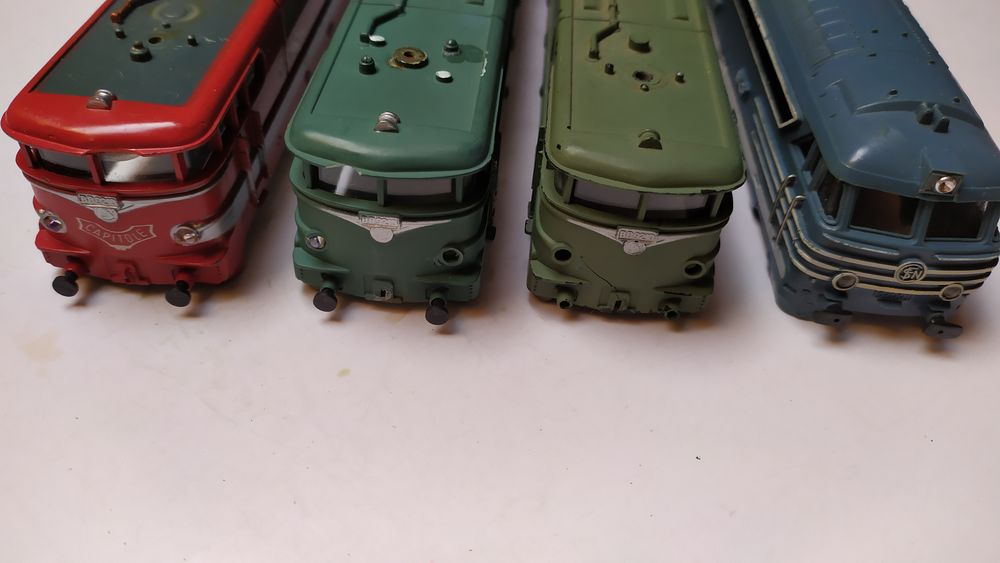 Train &eacute;lectrique : carrosseries de locomotive LIMA Jeux / jouets