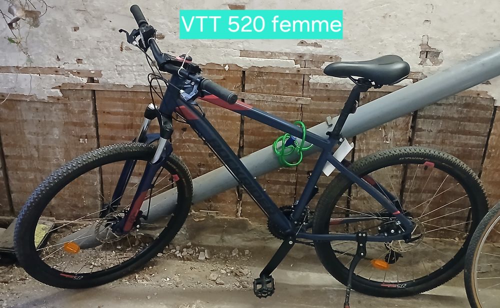 VTT FEMME BLEU 175-184cm L TRES BON ETAT Vélos