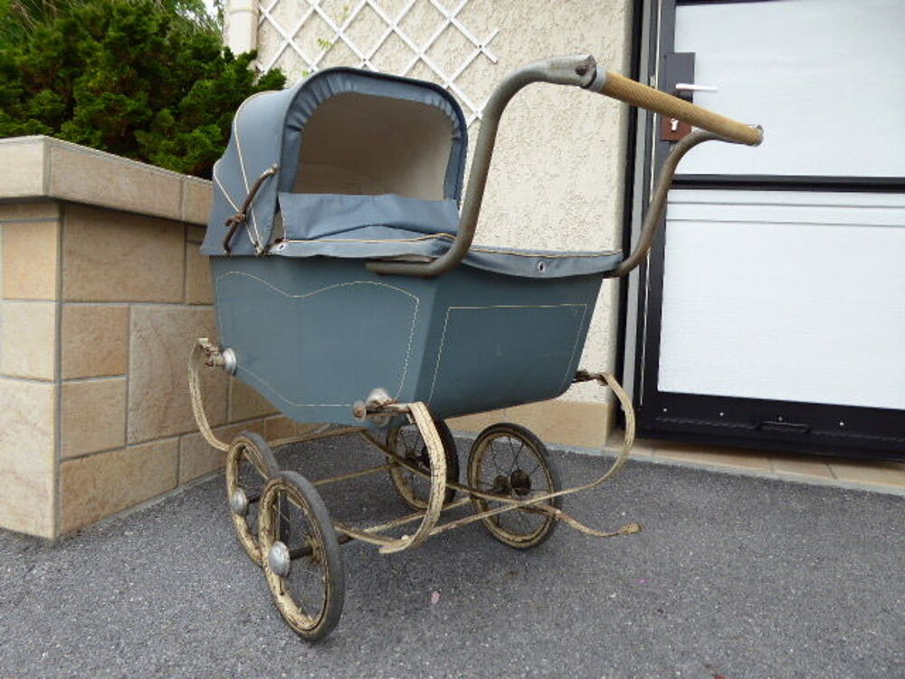 LANDAU de poup&eacute;e ann&eacute;es 50 Jeux / jouets