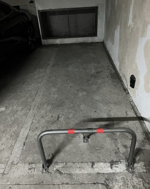  Parking / Garage  louer 9 m