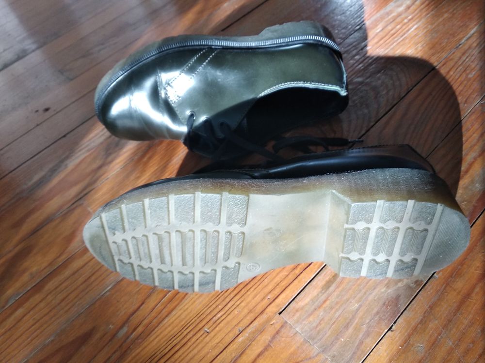 Chaussure imitation online doc martens