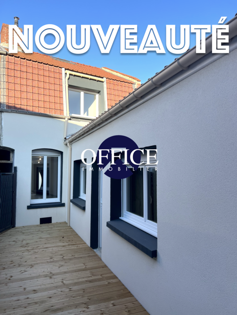   SPLENDIDE MAISON DE VILLE ENTIEREMENT RENOVEE GARAGE ET EXTERIEUR 4 CHAMBRES Maison - 6 pi�ce(s) - 127 m�