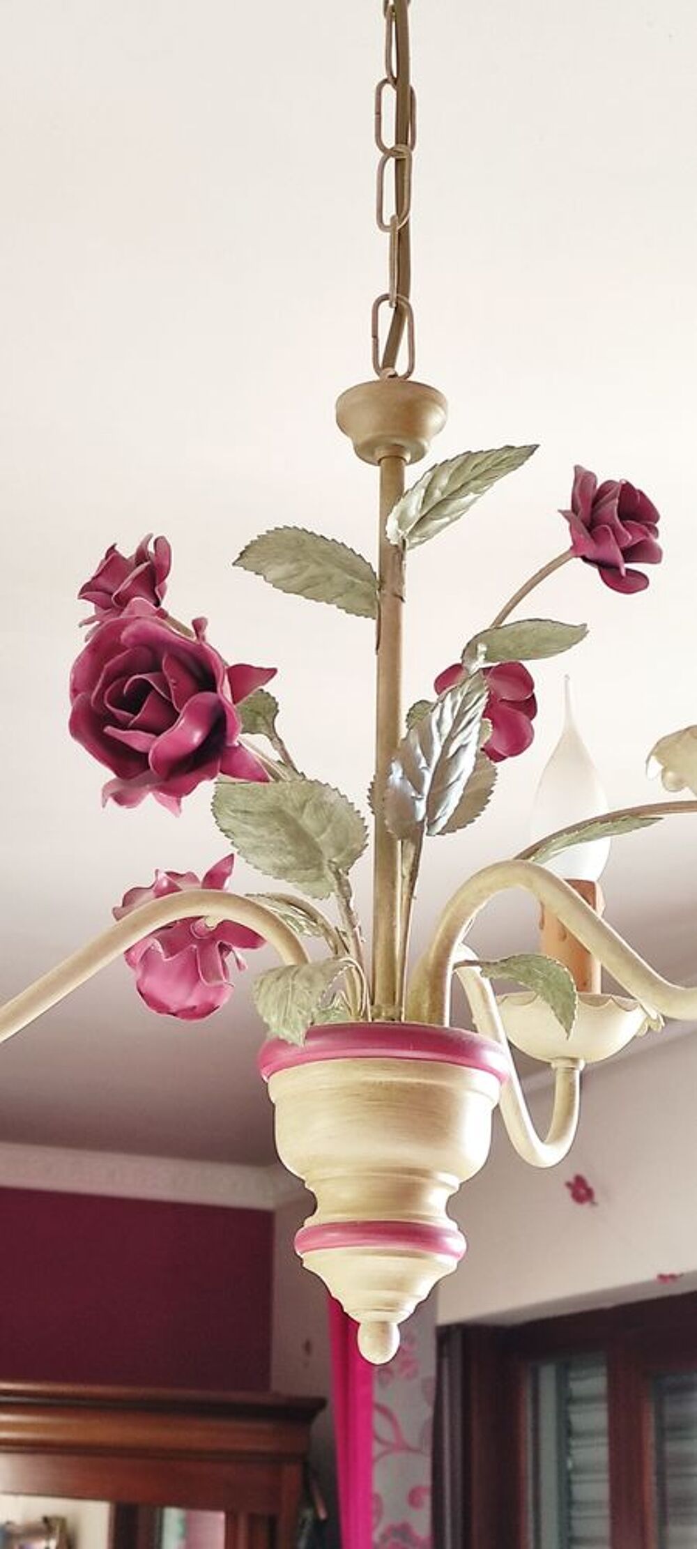 Deux tr&egrave;s beaux lustres art d&eacute;co peints &agrave; la main Décoration