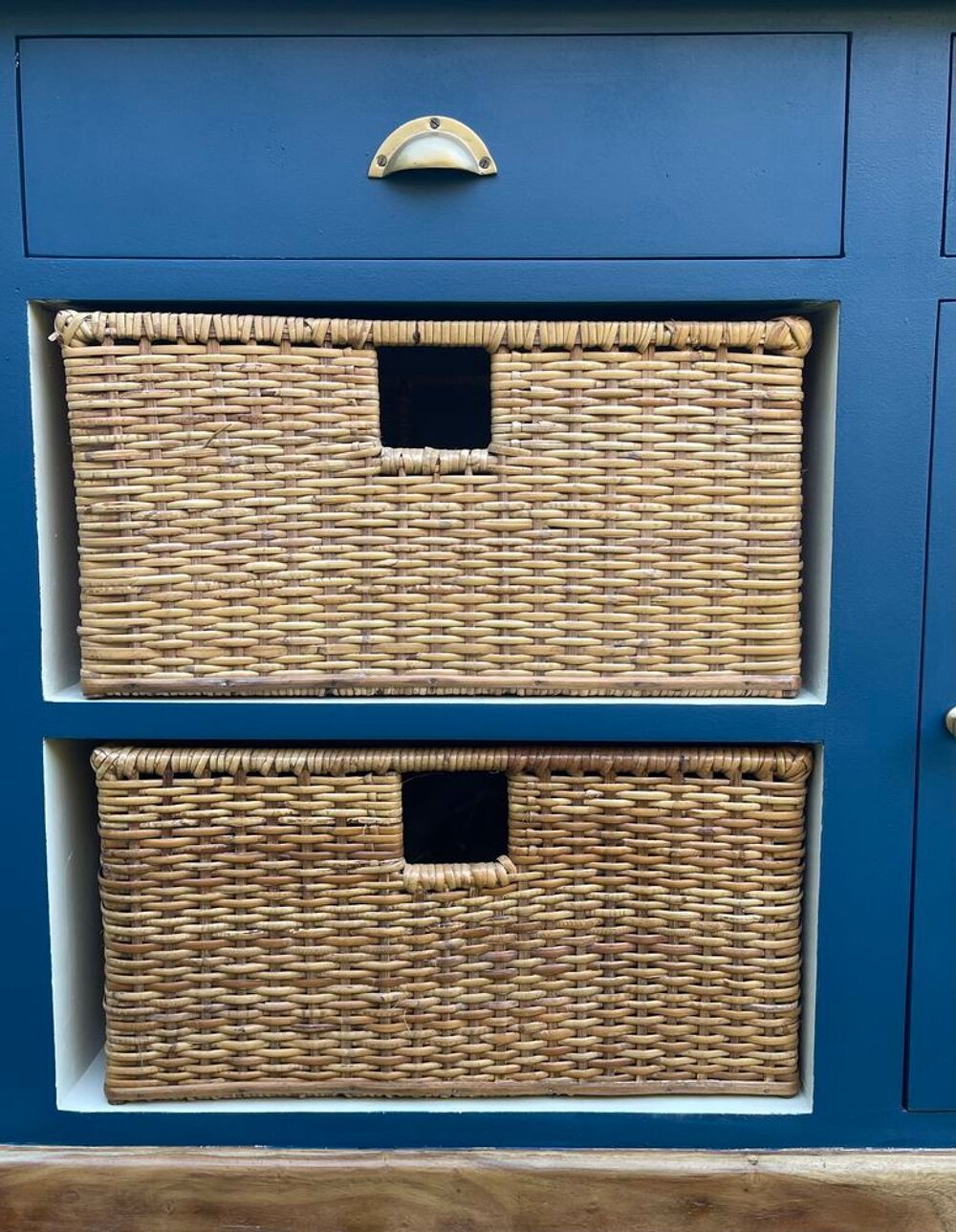 Buffet en bois exotique massif Meubles