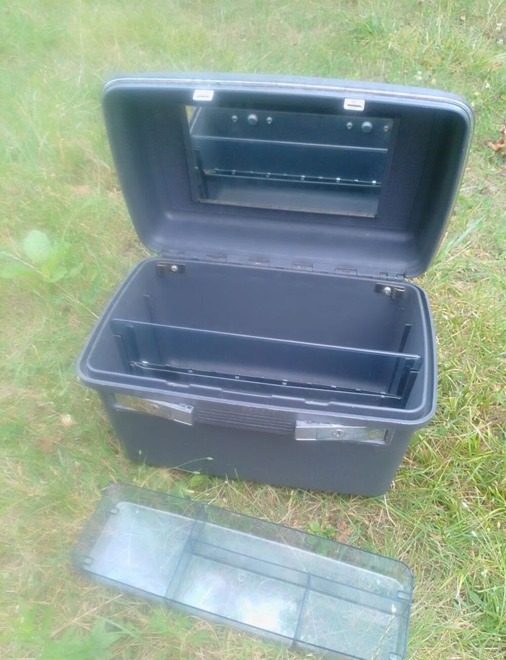 Valisette / Vanity case Delsey grise Maroquinerie