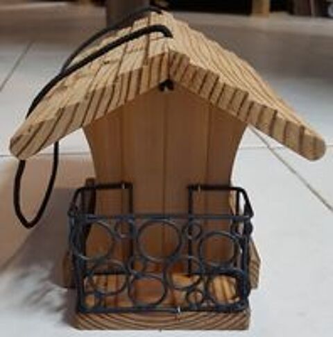   Mangeoires pour oiseaux de la nature  