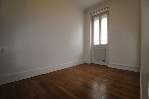  Appartement � louer 3 pi�ces 77 m�