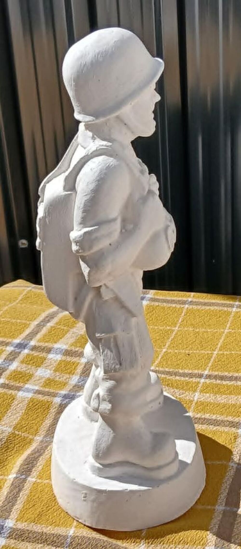 Objet d&eacute;coratif : Soldat Inconnu R&eacute;alis&eacute;e en Pl&acirc;tre de 29 cm Décoration