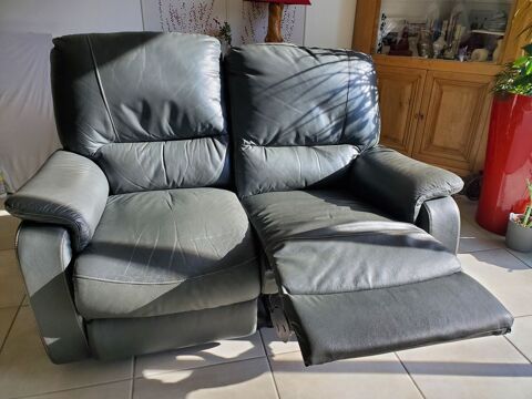 canap cuir 2 places 400 La Tour-du-Pin (38)