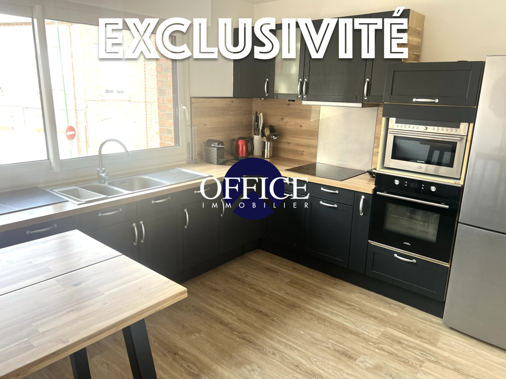 Vente Maison EXCLUSIVITÉ – LENS – MAISON ENTIÈREMENT RÉNOVÉE – 3 CHAMBRES + BUREAU – DOUBLE GARAGE – JARDIN Lens