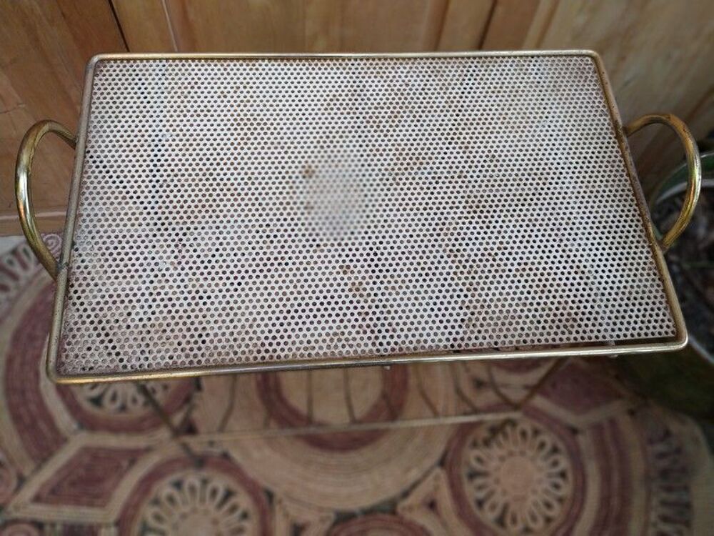 Table Porte Revues Disques Design Style Mat&eacute;got
Meubles