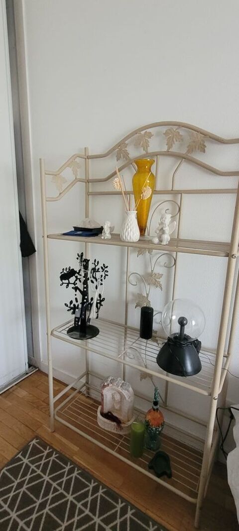 Biblioth�que fer forg� beige 30 Lyon 7 (69)