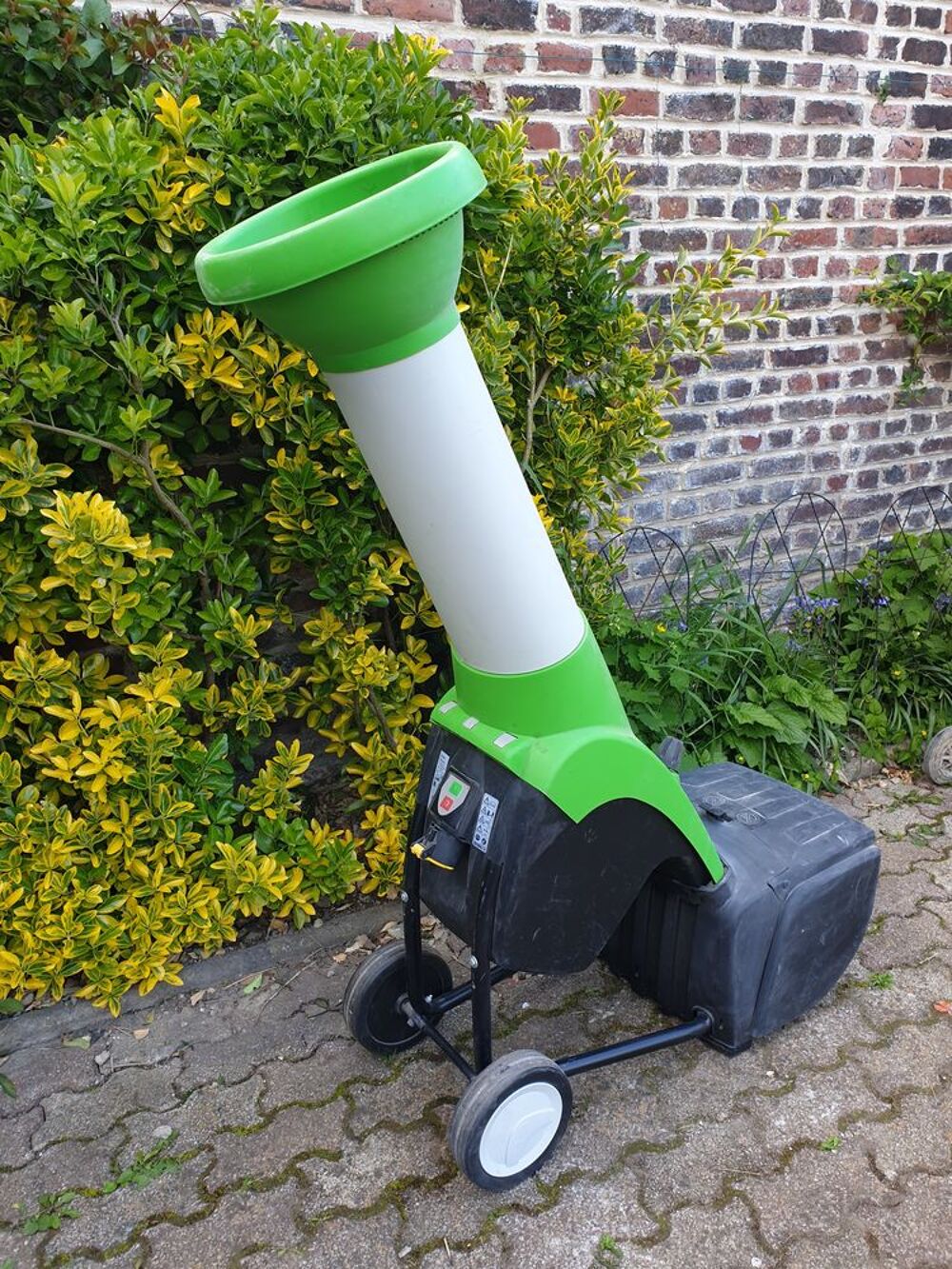 BROYEUR POUR BRANCHES Bricolage