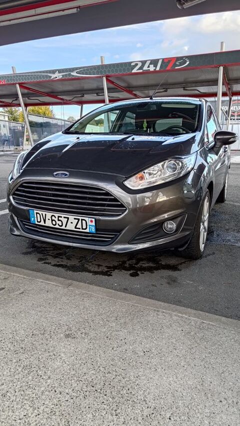 Ford Fiesta 1.0 EcoBoost 100 Edition Powershift A 2015 occasion Tremblay-en-France 93290