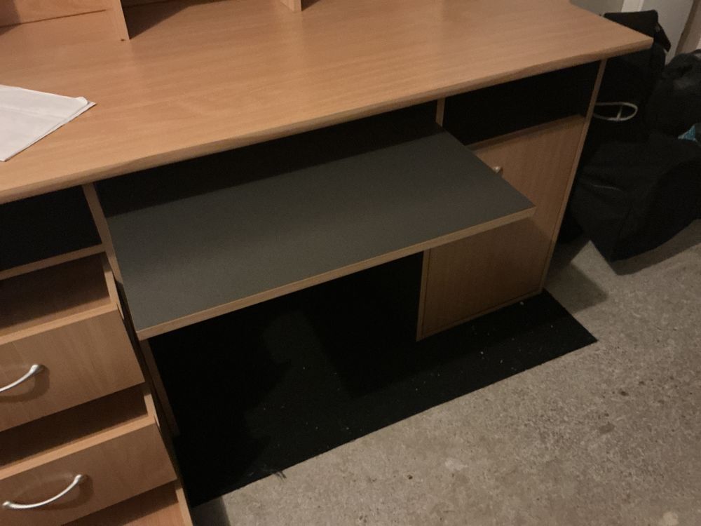  Grand Bureau avec surmeuble Meubles